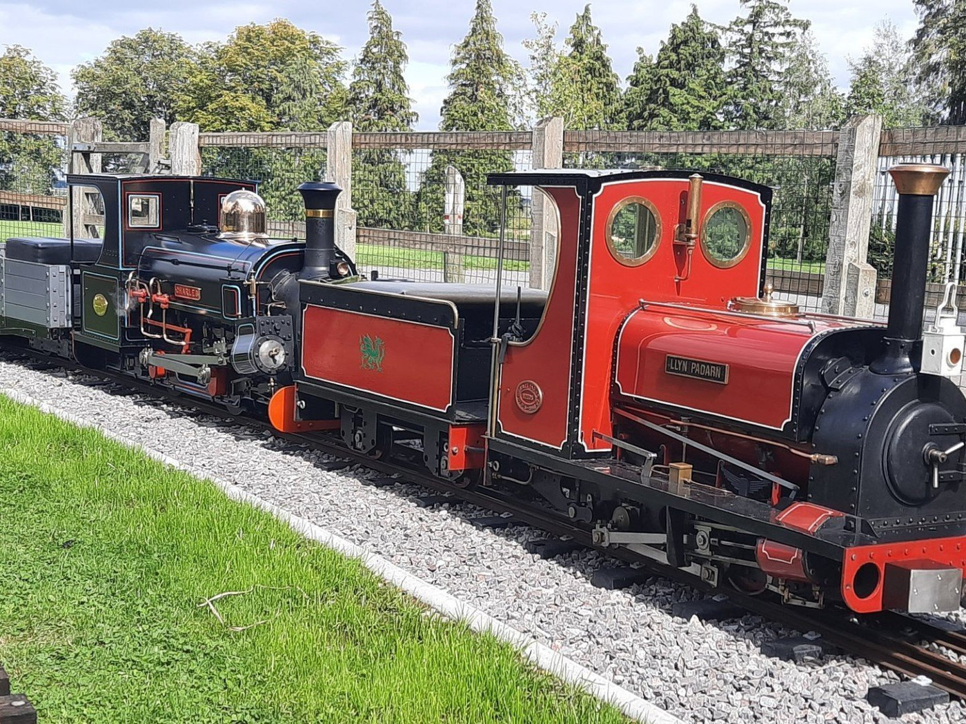 Cutteslowe Park miniature railway