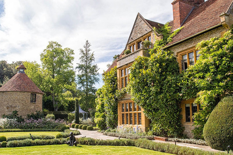 Le Manoir Aux Quat’ Saisons